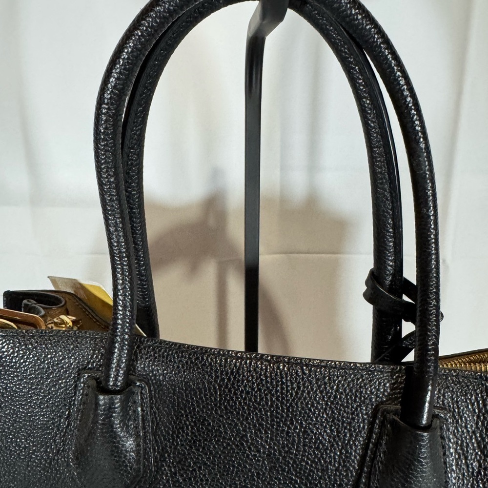 Michael Kors Black Mercer Leather Large Convertible Tote with strap NWT - Picture 9 of 16